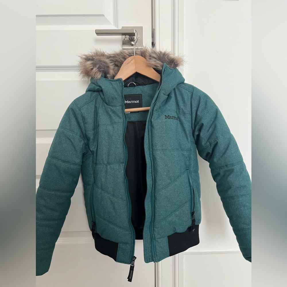 Marmot winter coat for girls